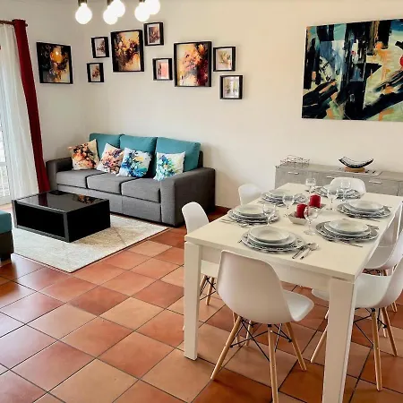 Sun & Zen - Spacious And Sunny Apartment Sao Martinho do Porto